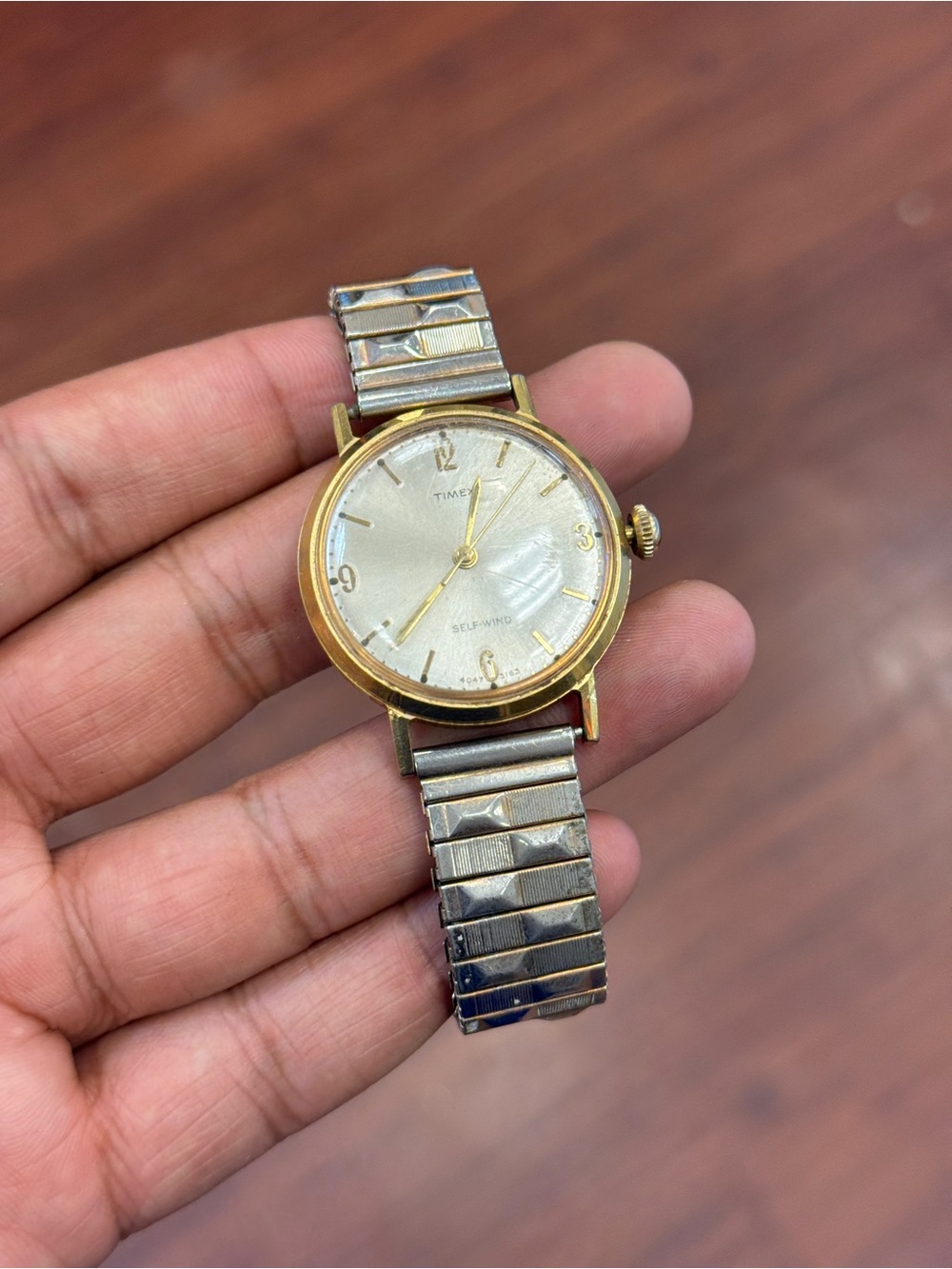 Timex Gold-Tone Vintage Self-Wind Watch with Two-Tone Stretch Band - Picture 7 of 8
